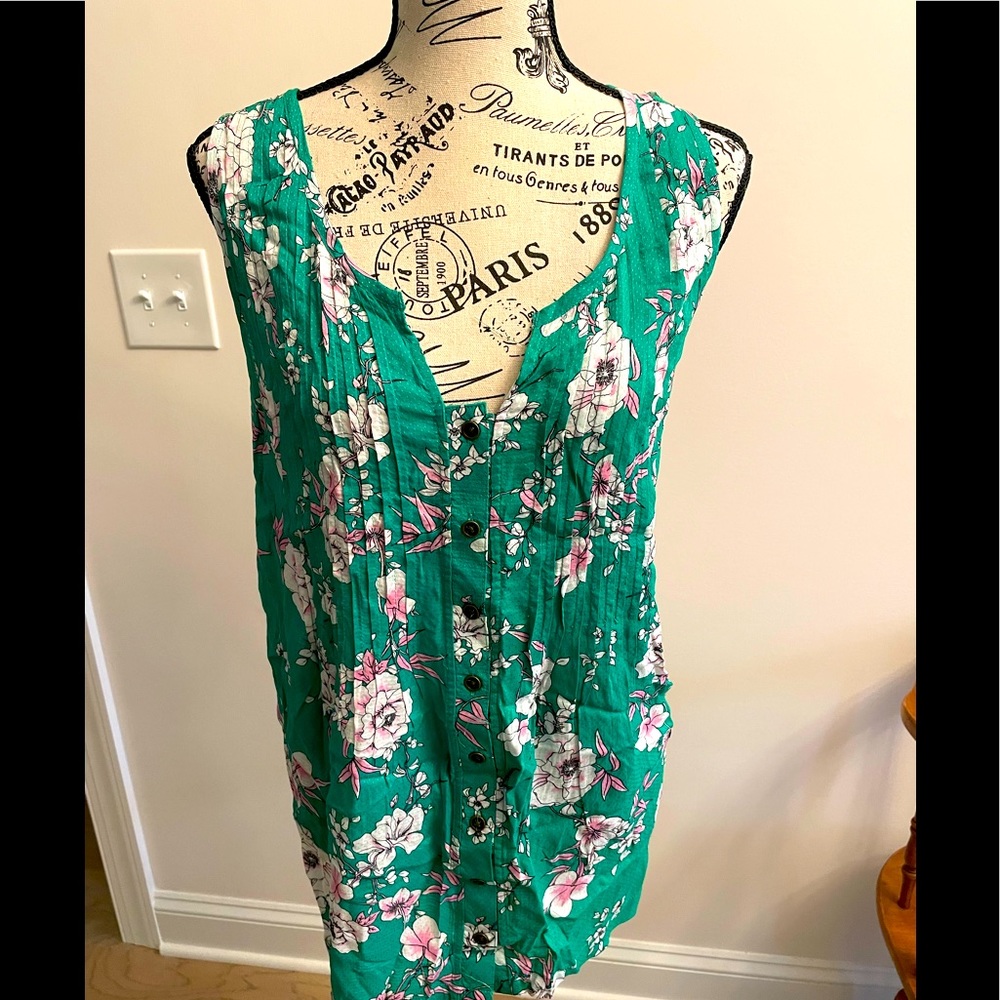 Lovely summer top